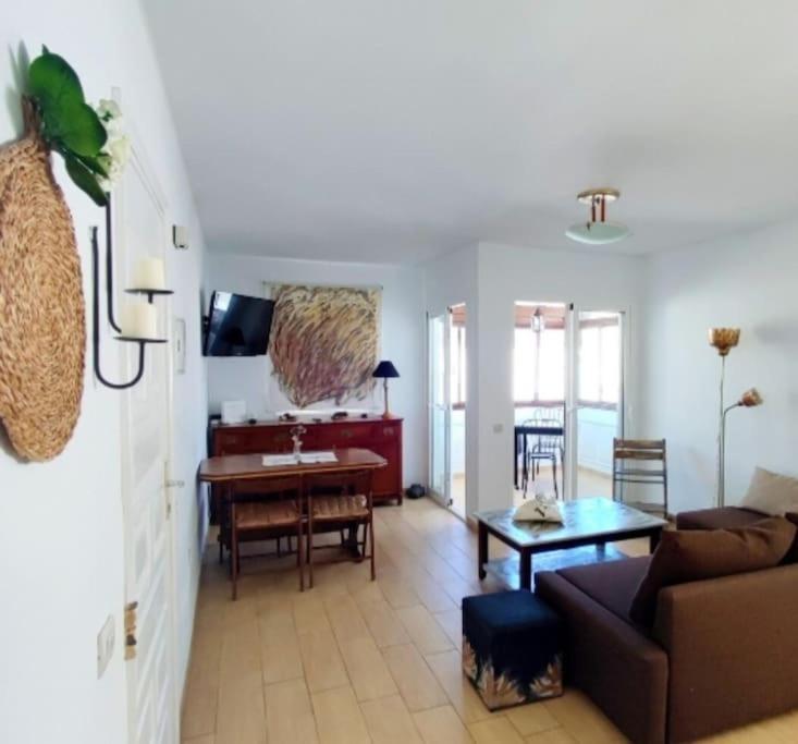 Casa Roshan Playa Honda  Eksteriør billede