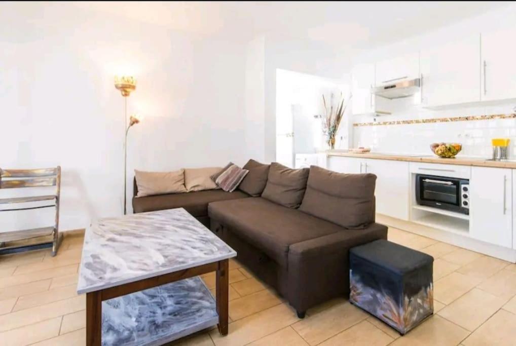 Casa Roshan Playa Honda  Eksteriør billede